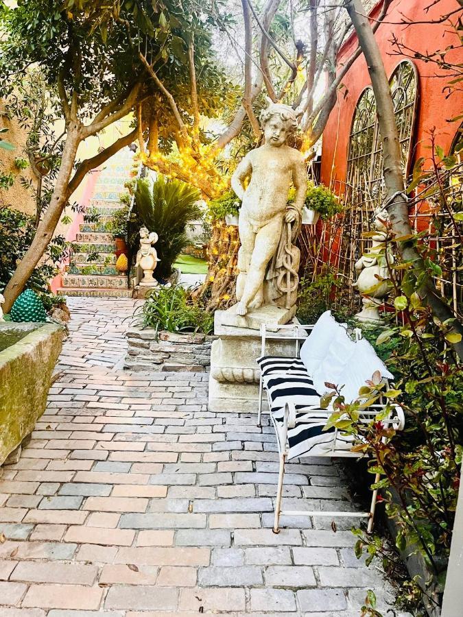 La Bravade Luxe Et Serenite Au Coeur De Saint-Tropez Suites Spacieuses Avec Jardin Enchanteur Dış mekan fotoğraf