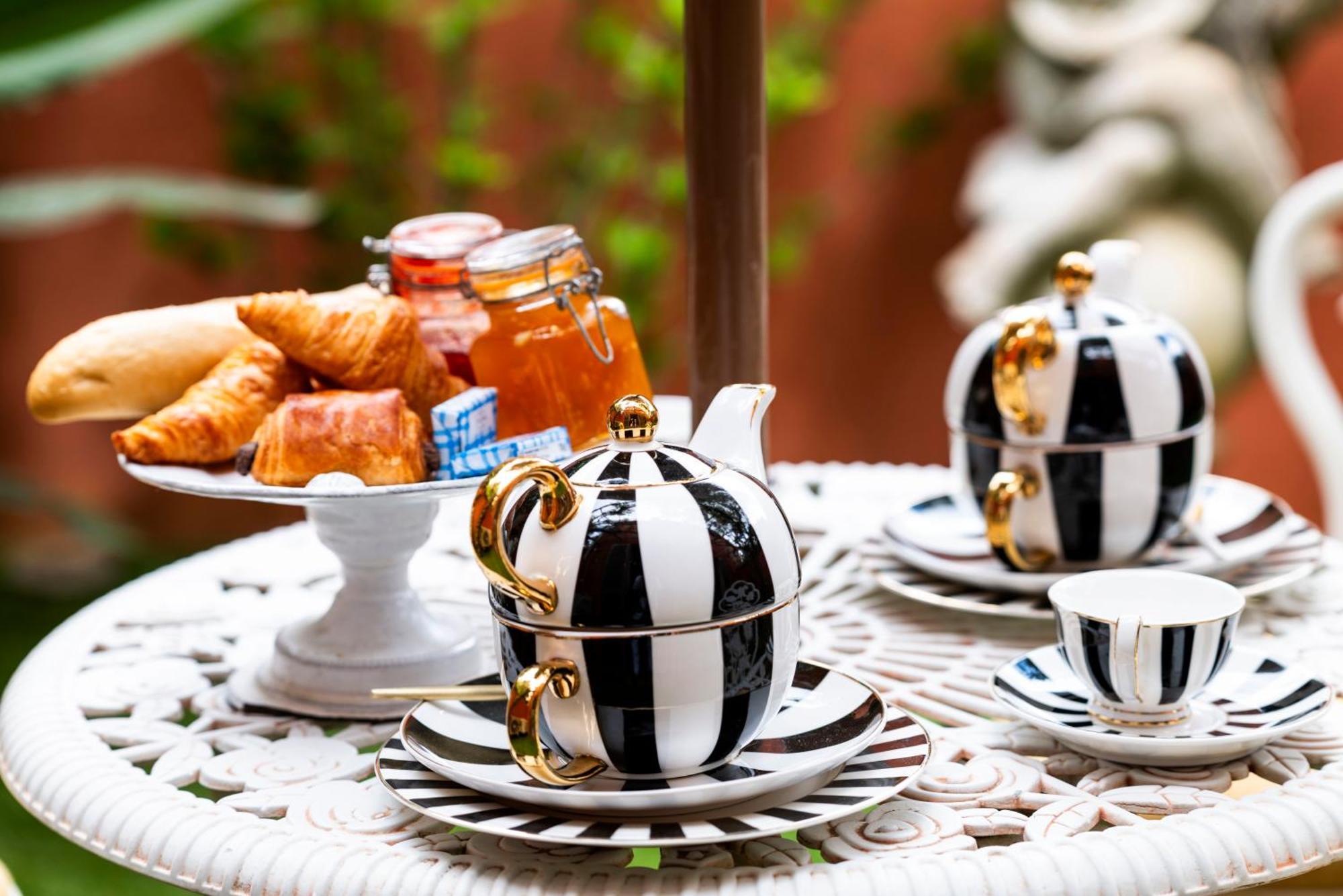 La Bravade Luxe Et Serenite Au Coeur De Saint-Tropez Suites Spacieuses Avec Jardin Enchanteur Dış mekan fotoğraf